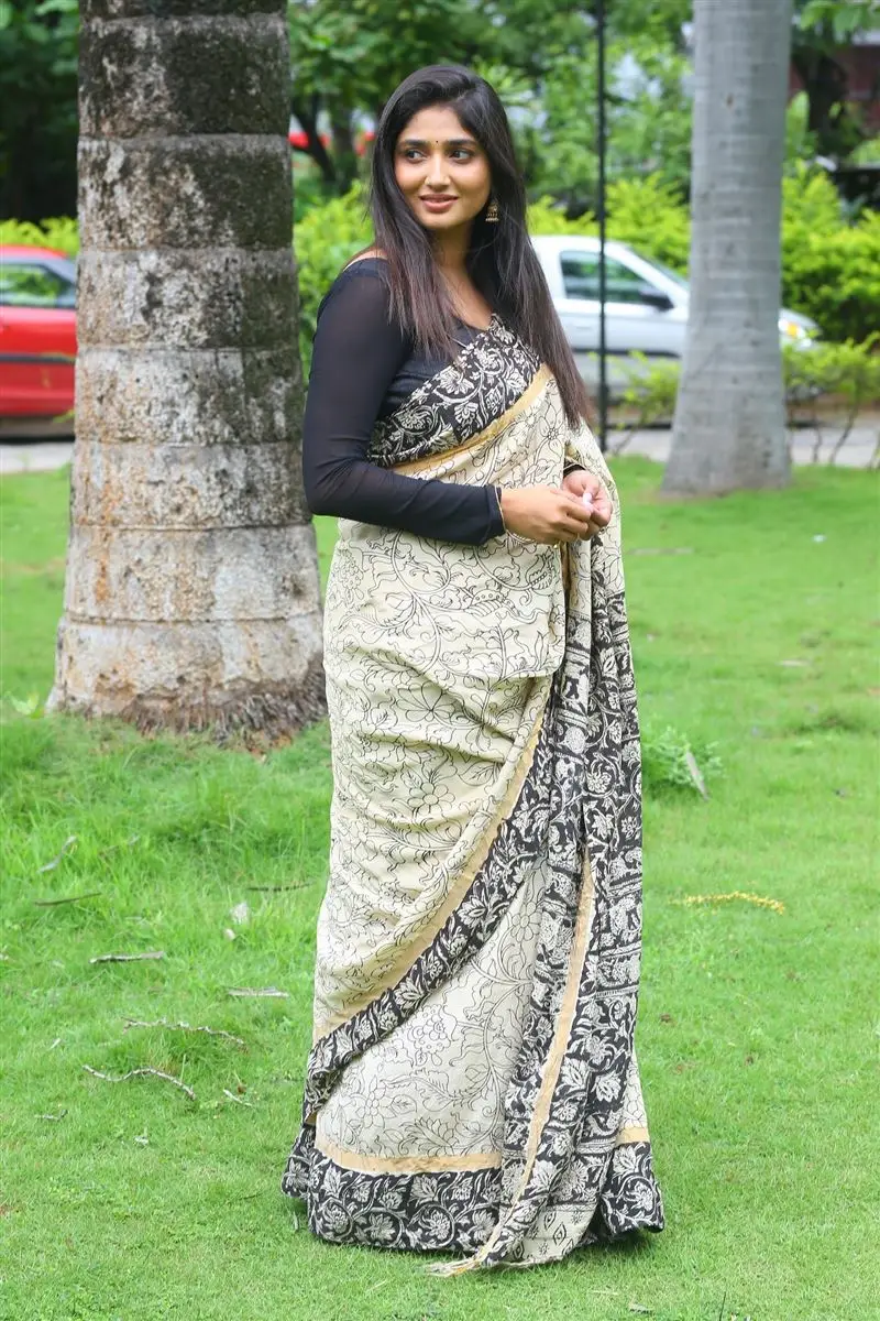 Priya Vadlamani In Beautiful Black Saree Blouse